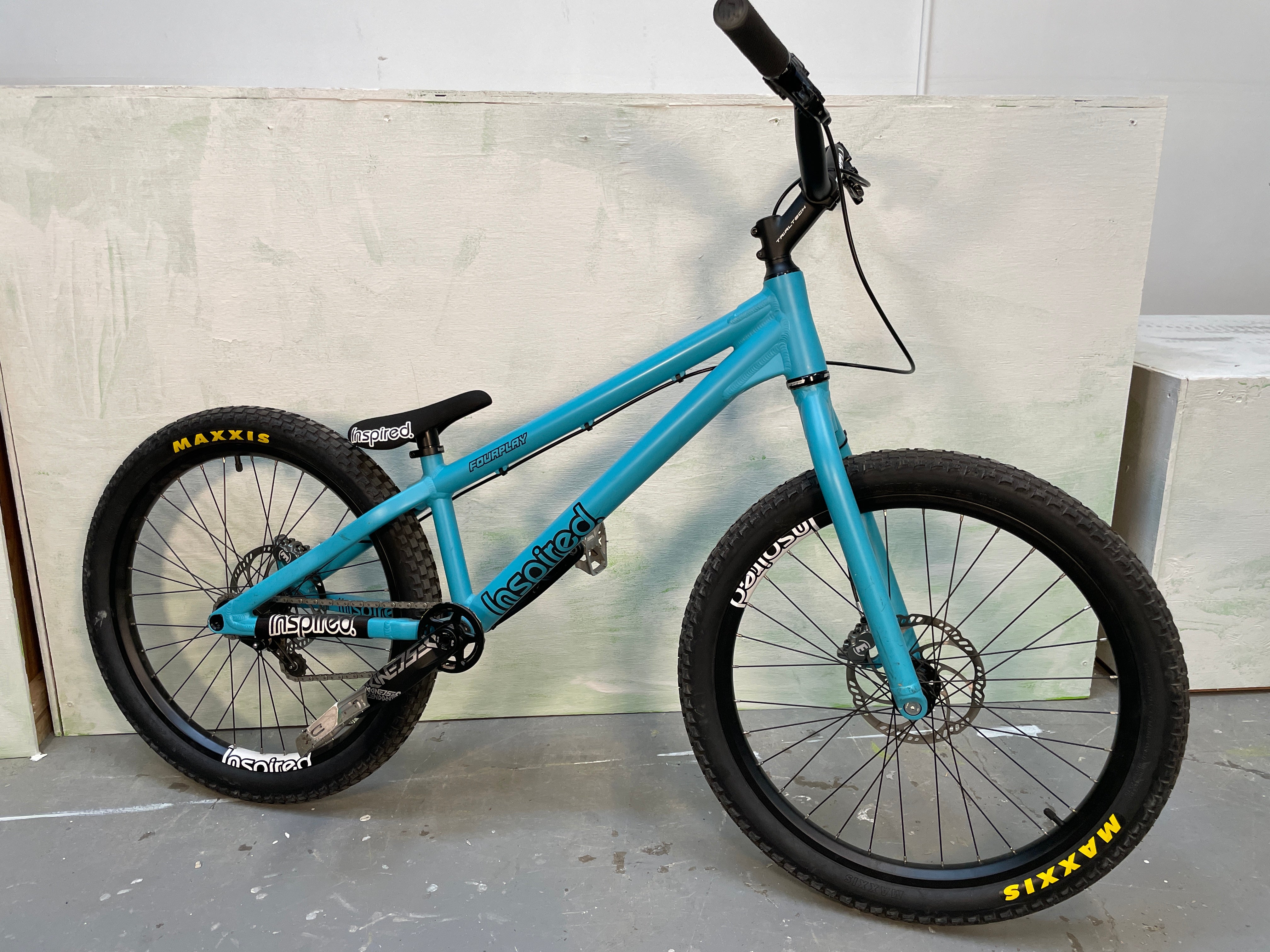 2022 Inspired Fourplay Pro - Super Rider Bike Check